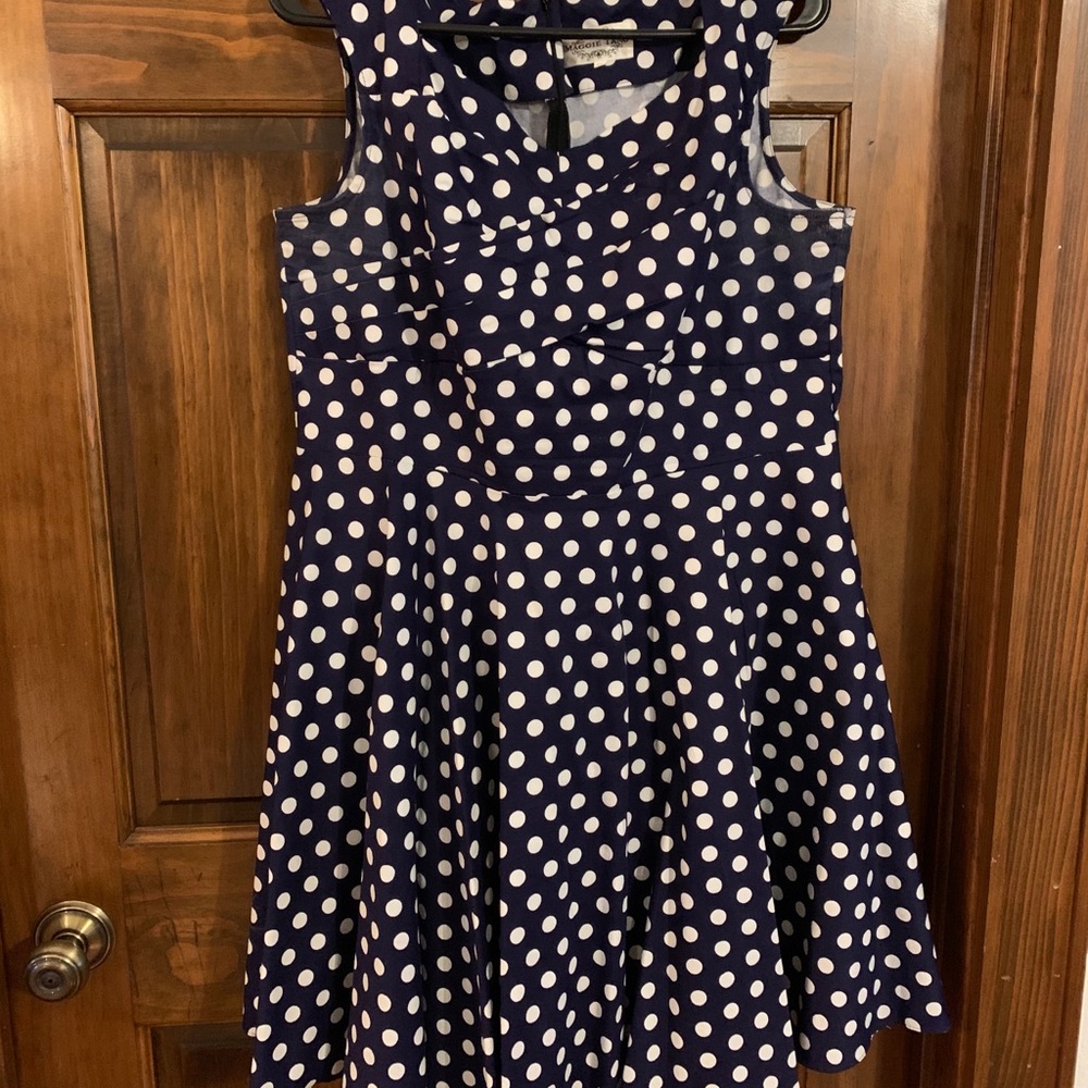 Pin-up Style polka dot dress